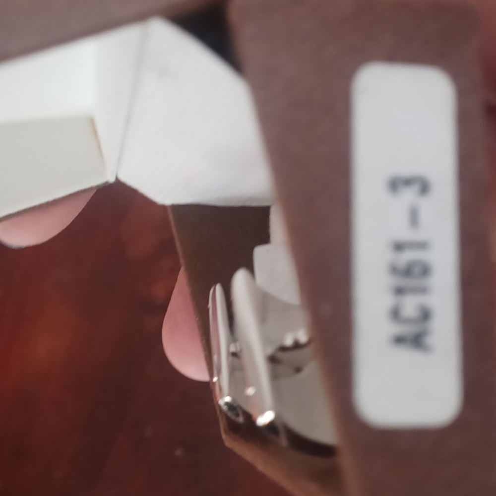 Cufflinks - Picture 2 of 4